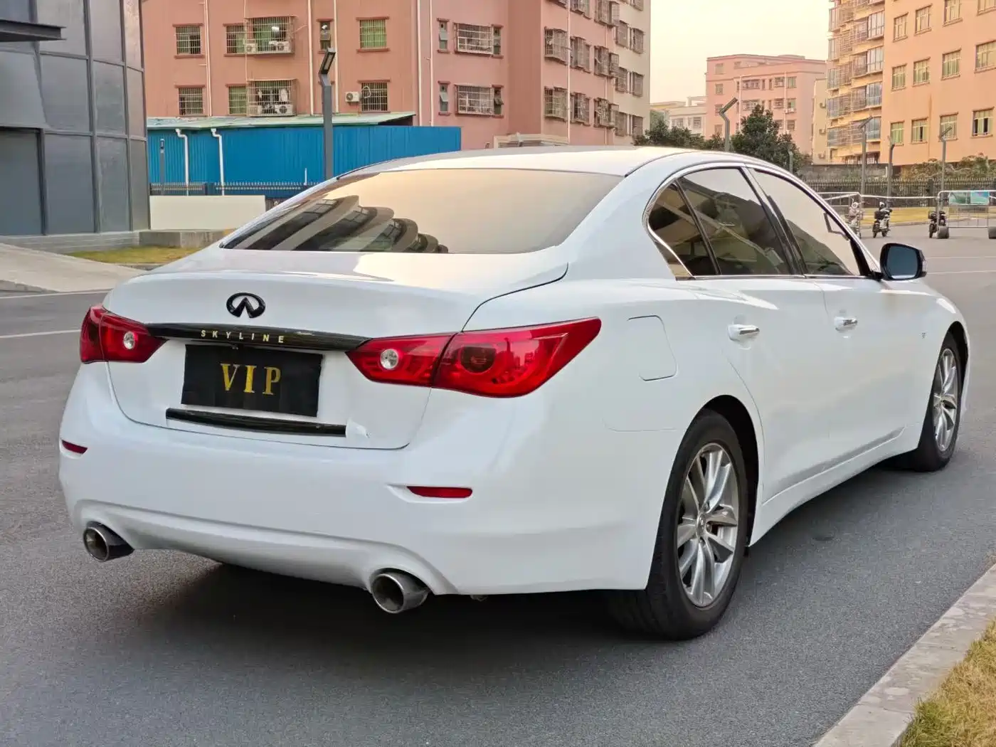 Infiniti Q50 2018 2014 3.7L Comfort Edition