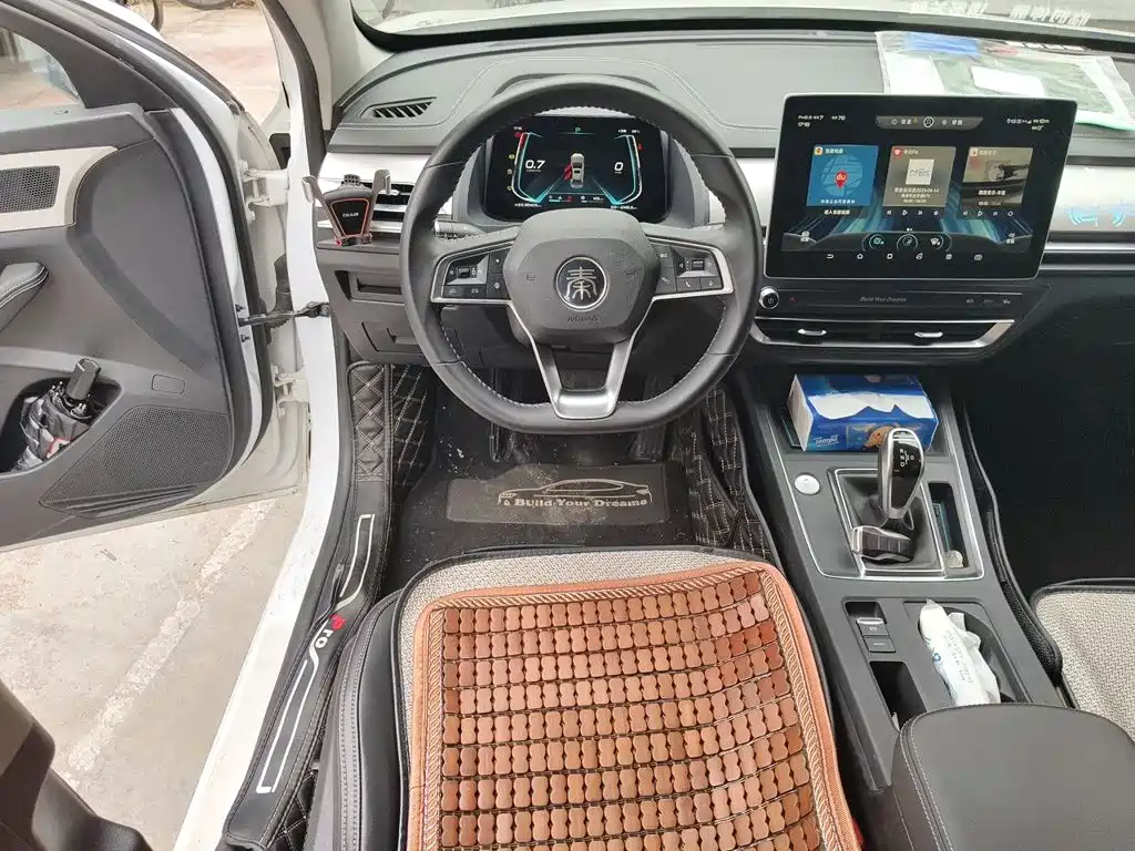 BYD Qin Pro 2018 2018 1.5TI Automatic Smart Connect Prestige Edition