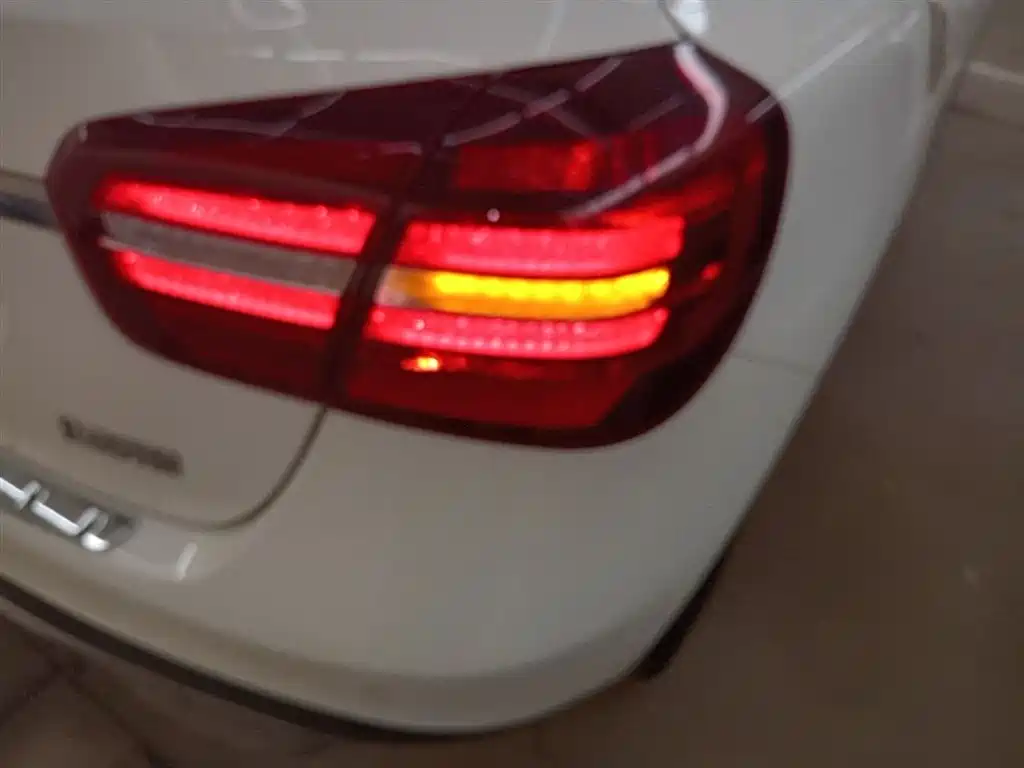 Mercedes-Benz GLA 2019 GLA 200 Dynamic фото 8