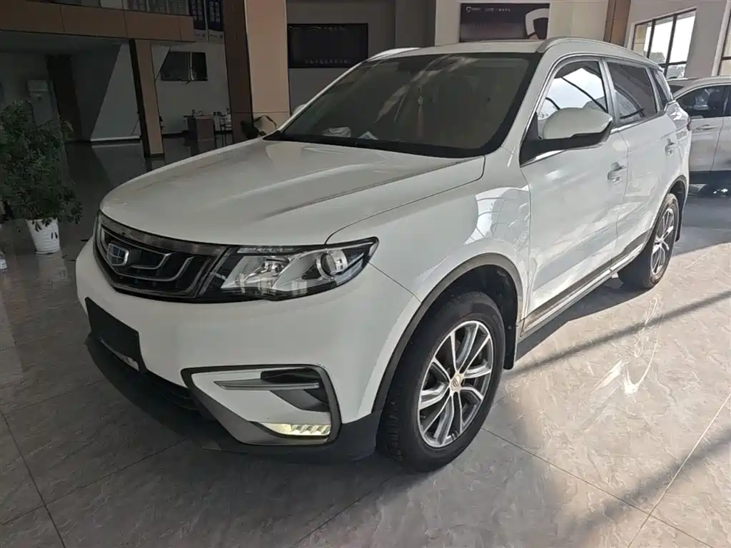 Фото 1 - Geely Boyue