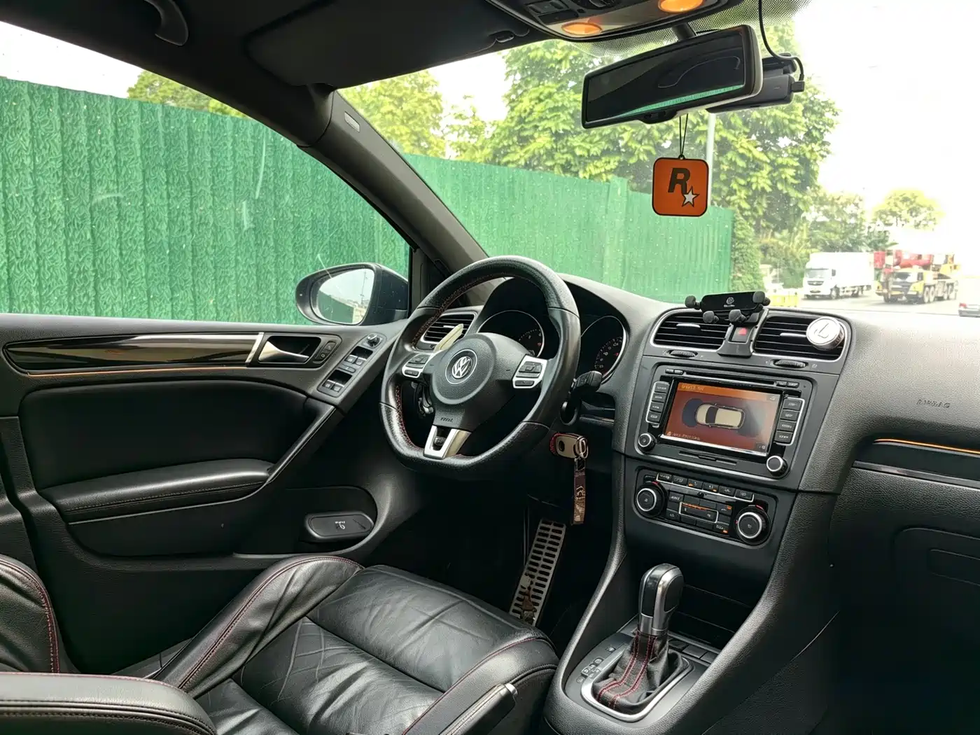 Volkswagen Golf GTI 2012 2.0TSI GTI фото 9