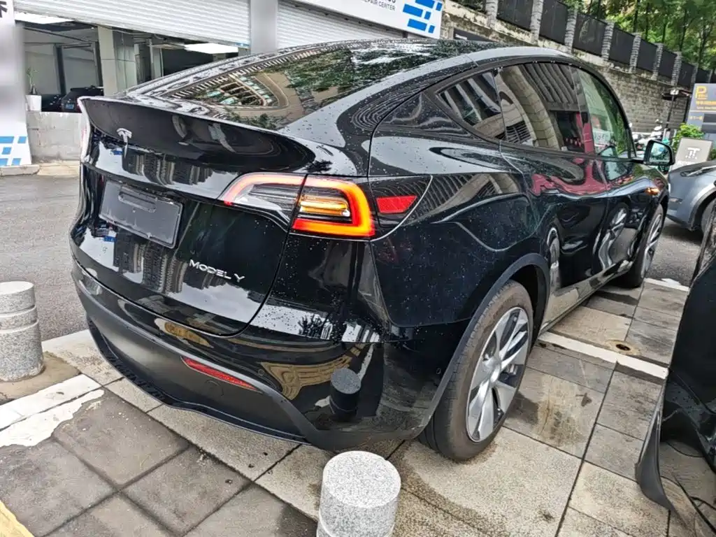 Tesla Model Y 2021 2021 Standard Range Rear-Wheel Drive