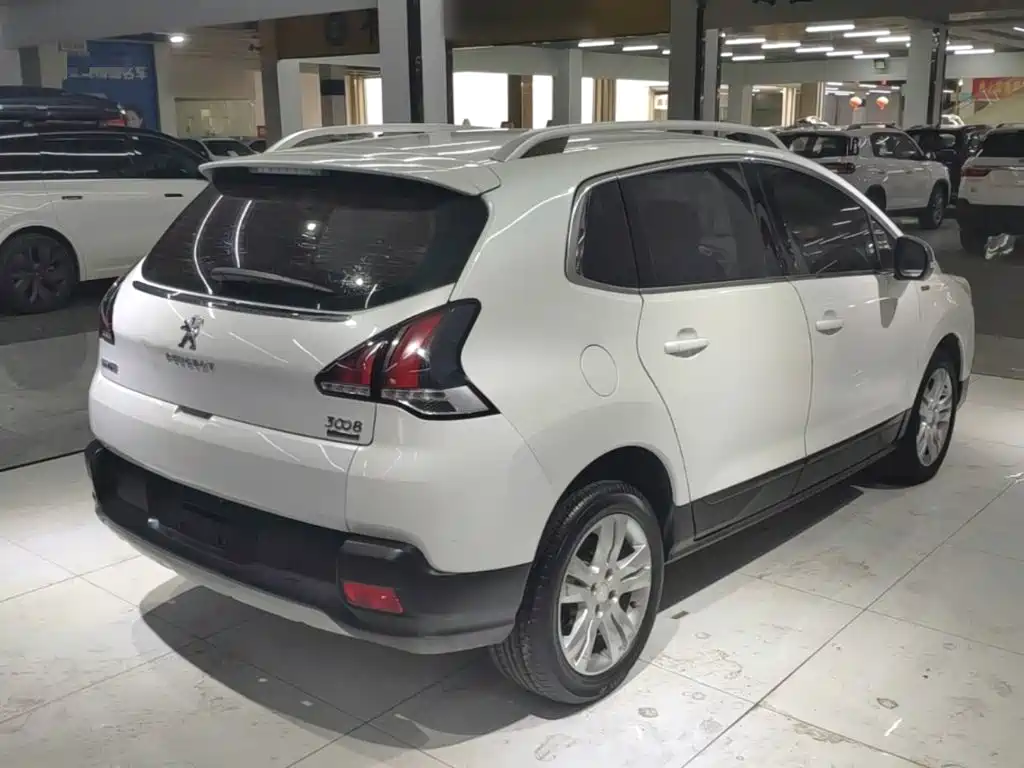 Фото 7 - Peugeot 3008