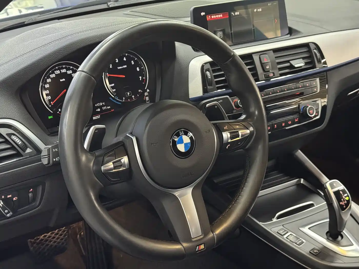 BMW 2 Series (Import) 2019 225i Exclusive M Sport Package фото 7