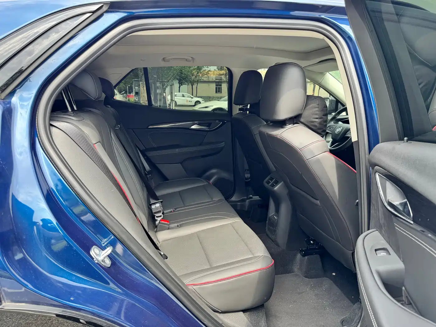Фото 6 - Buick Envision S