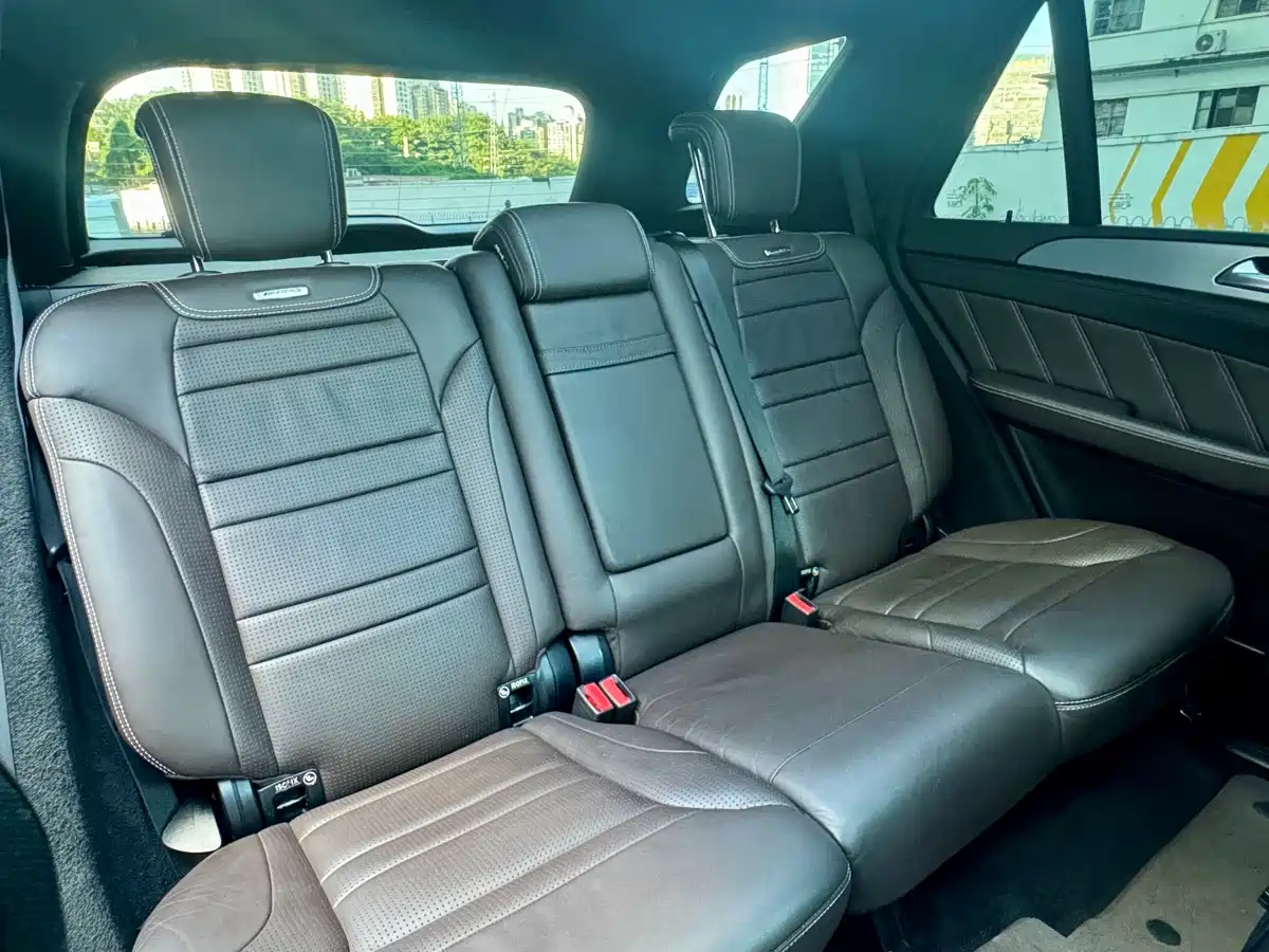 Mercedes-Benz GLE AMG 2015 AMG GLE 63 4MATIC фото 7