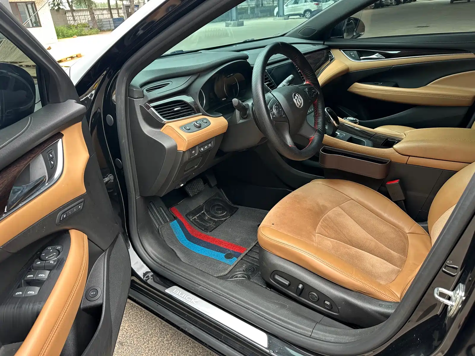 Фото 7 - Buick LaCrosse
