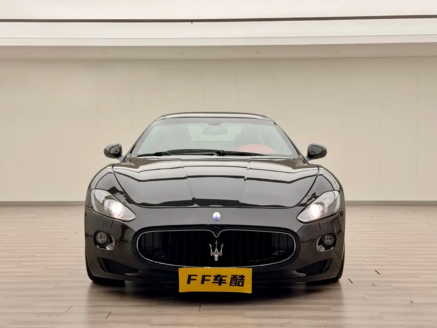 Maserati GranTurismo фото 2