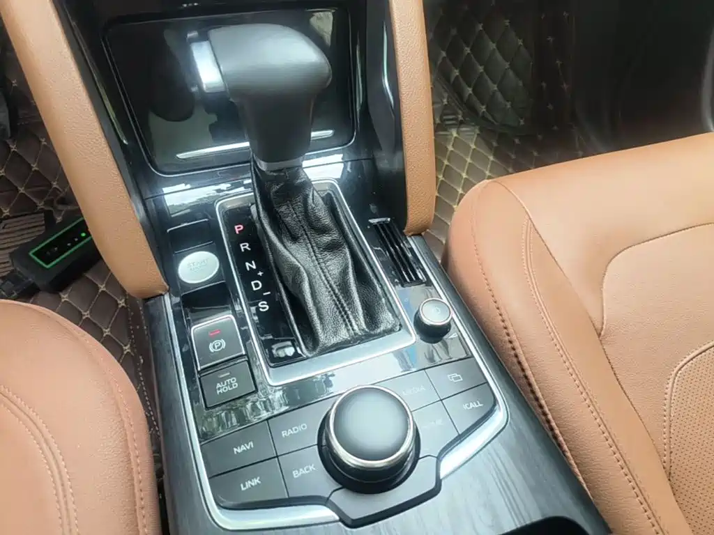 Borgward BX7 2018 2018 28T 2WD Quality Enjoy 5-Seater China V