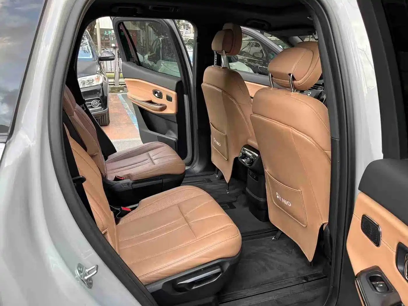 NIO ES8 2022 2022 Model 100kWh 6-Seater