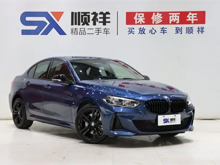 BMW 1 Series 2023 125i M Sport Shadow Edition фото 3