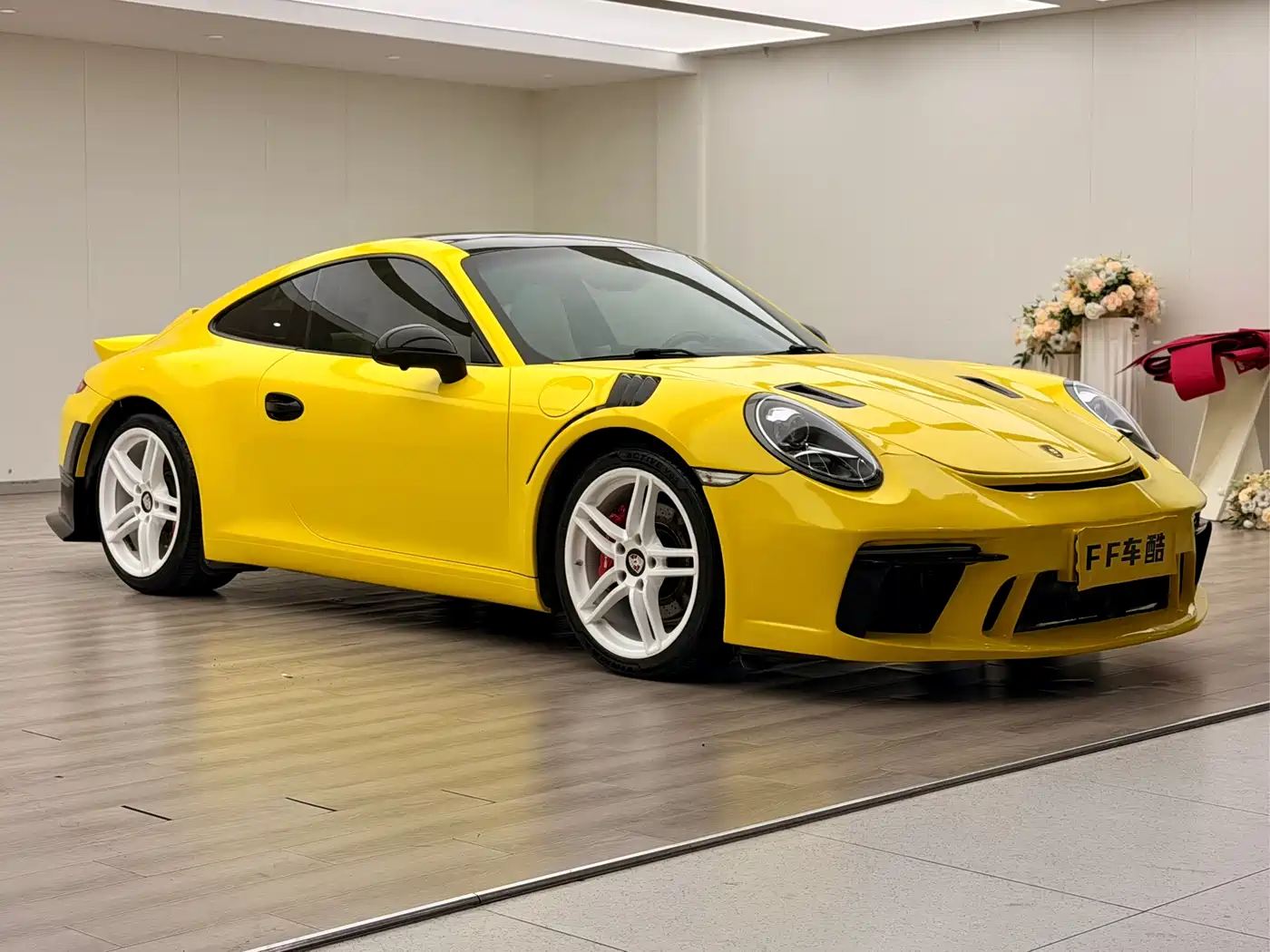 Porsche 911 2015 Carrera 3.4L Style Edition фото 8