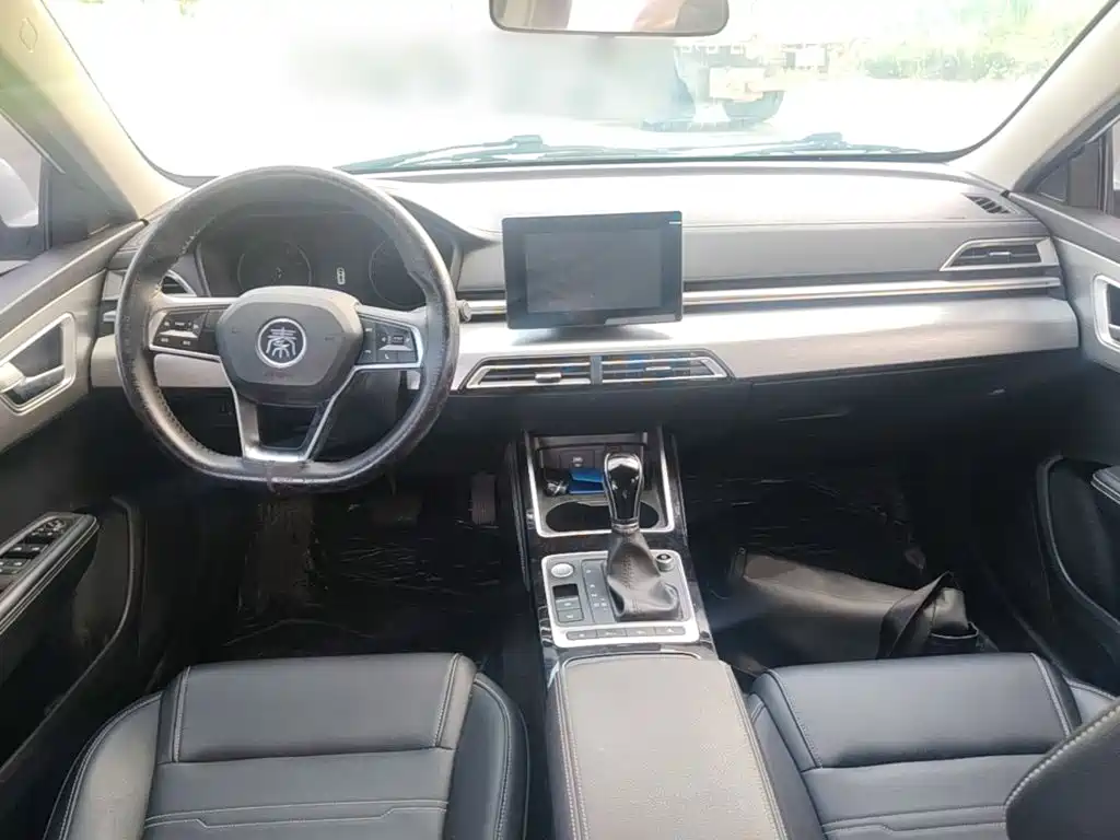 BYD Qin 2020 2019 1.5L Automatic Luxury Edition