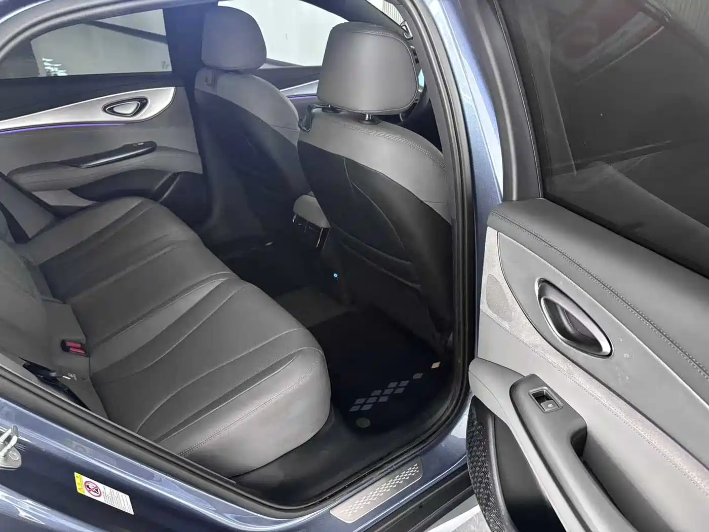 BYD Seal 07 DM-i 2025 2025 Smart Drive Edition DM-i 1.5L 125km Luxury
