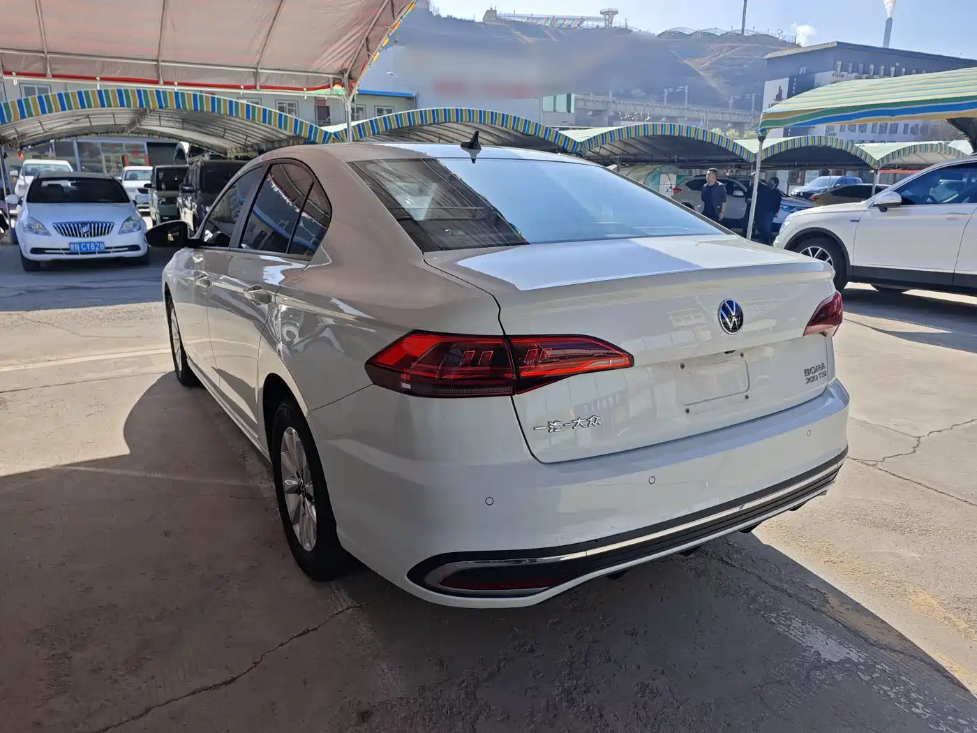 Volkswagen Bora 2024 200TSI DSG Smooth Ride Edition фото 4