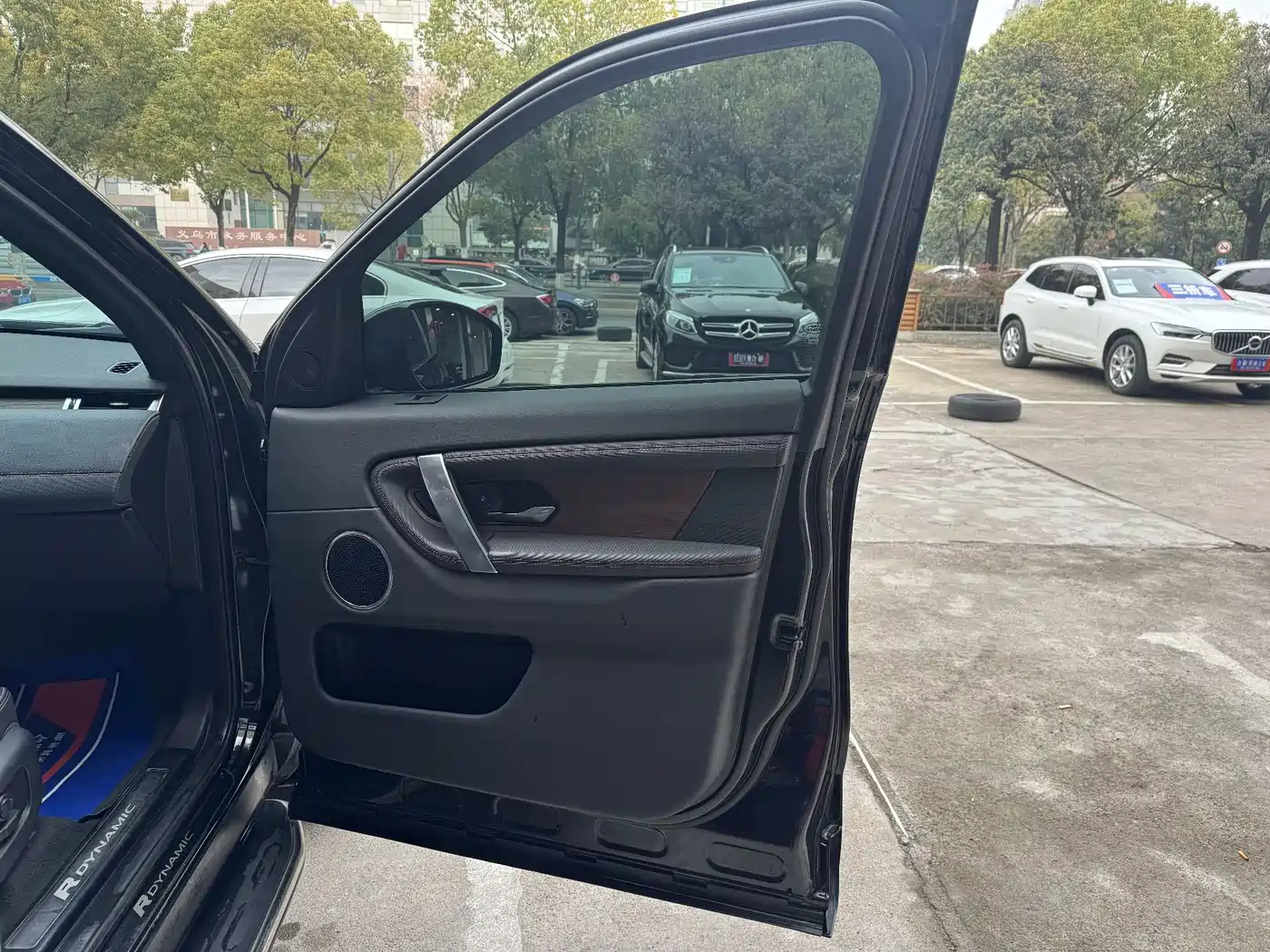 Land Rover Discovery Sport 2020 249PS R-Dynamic Performance фото 18