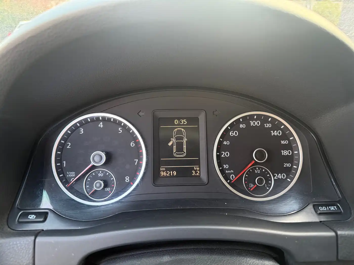 Volkswagen Tiguan 2012 1.8TSI Automatic 2WD Trend Edition фото 6