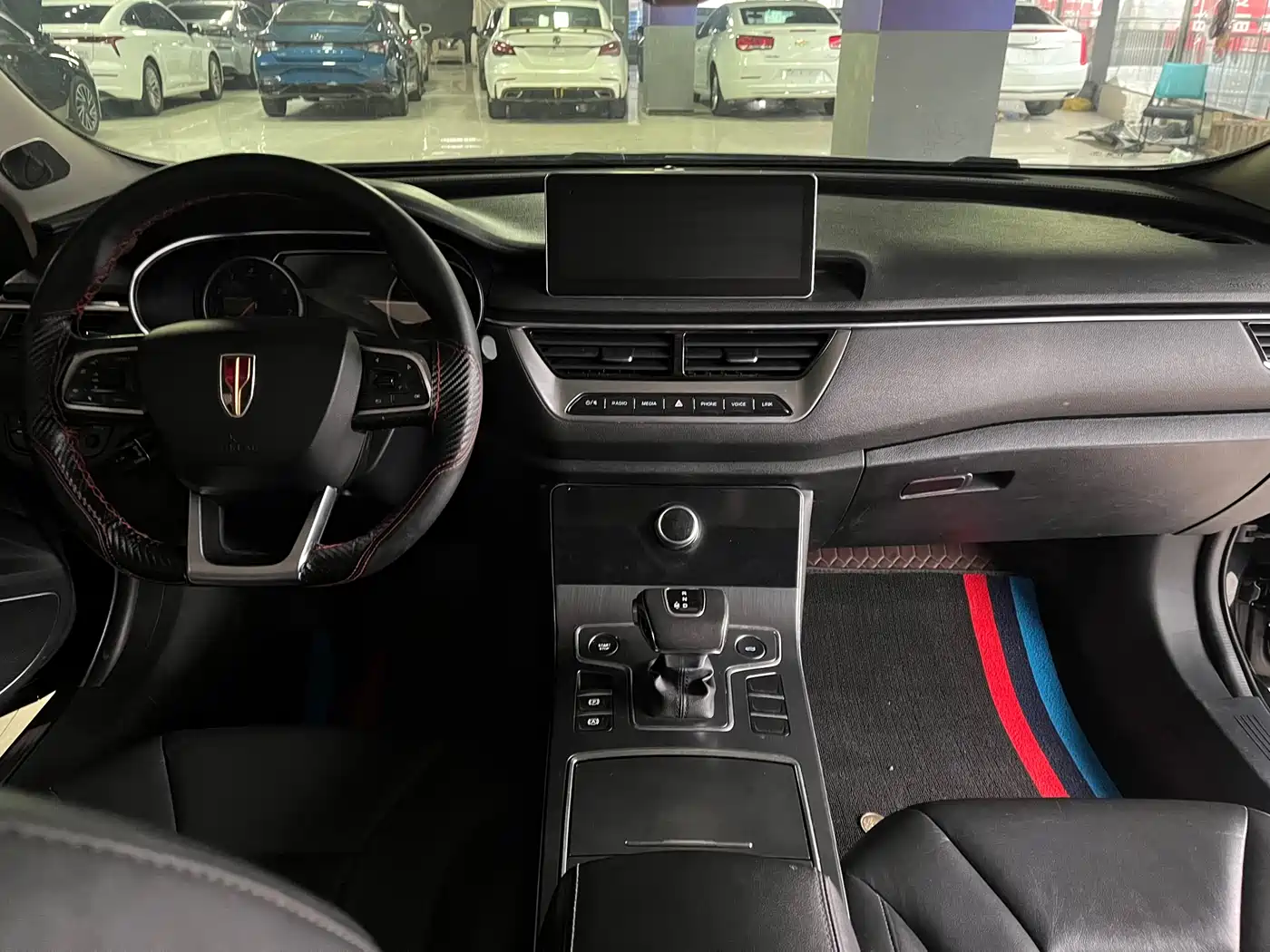 Hongqi H5 2020 1.8T Automatic Smart Connection Qi Rhythm Edition фото 5