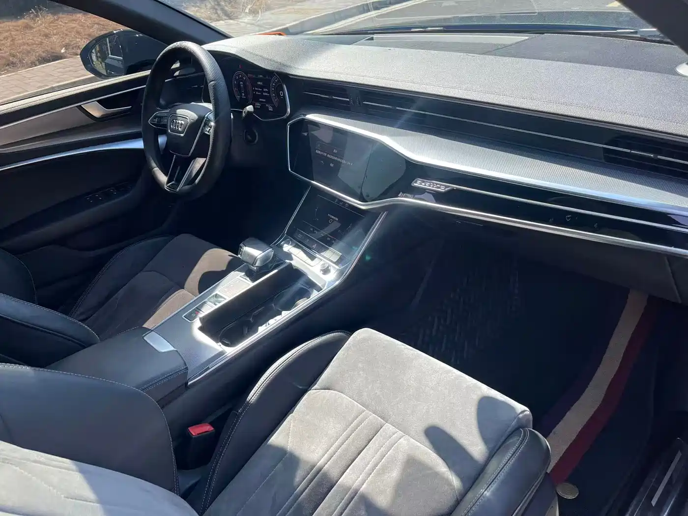 Audi A6L 2020 40 TFSI Luxury Dynamic фото 9