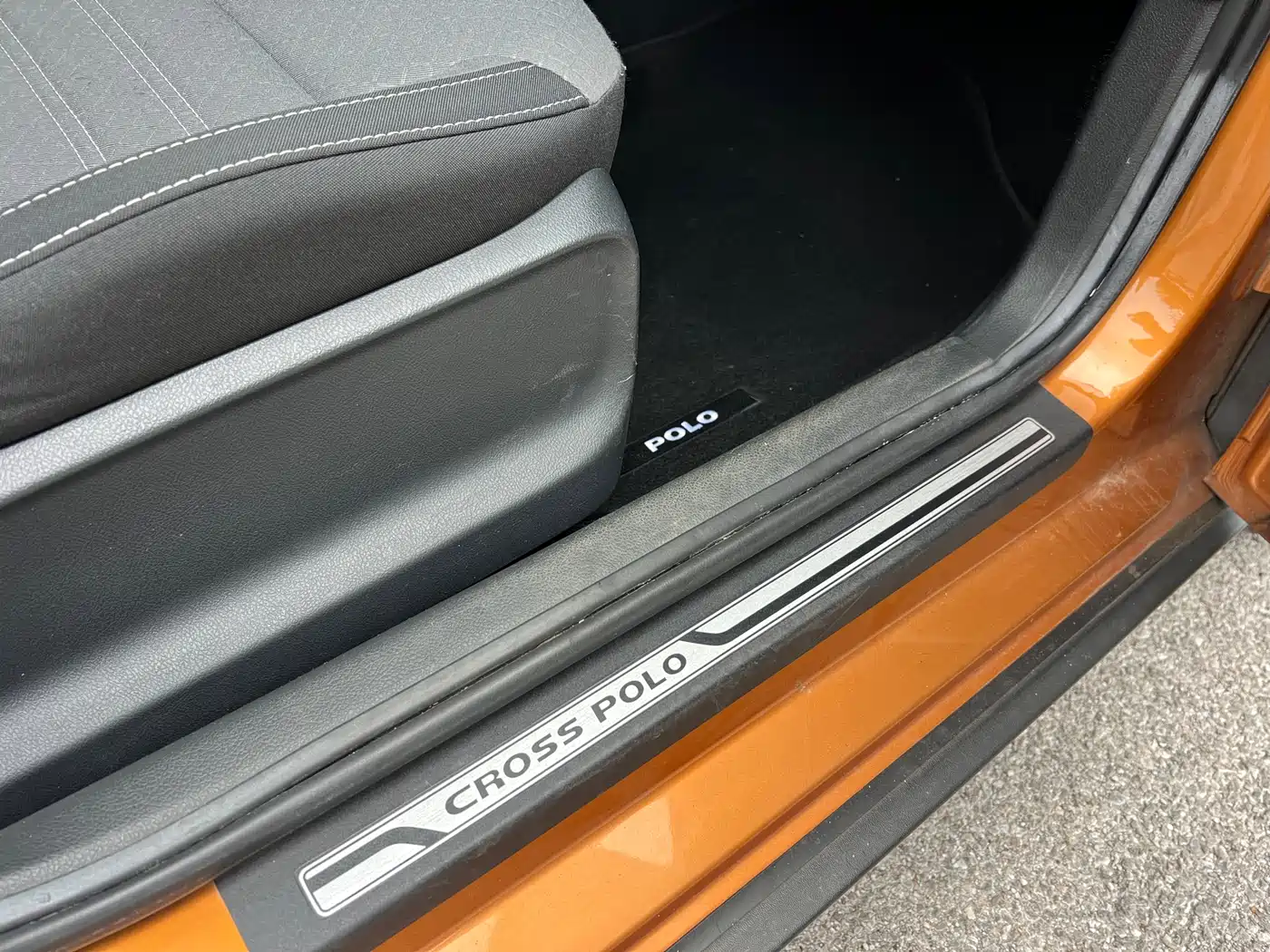 Volkswagen Polo 2018 1.5L Cross Polo Auto фото 17