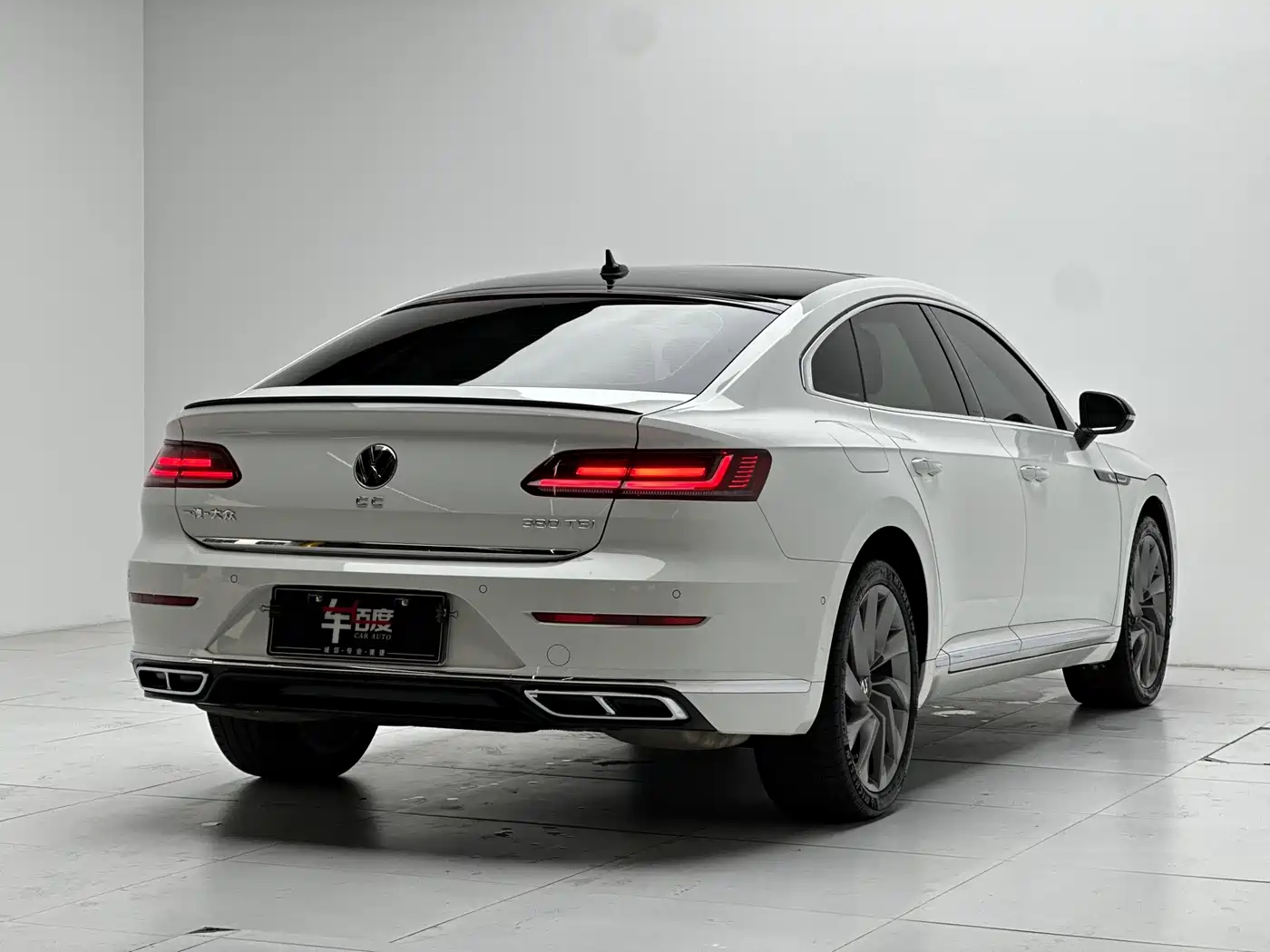 Volkswagen FAW-Volkswagen CC 2024 380TSI Eye-catching Edition фото 4