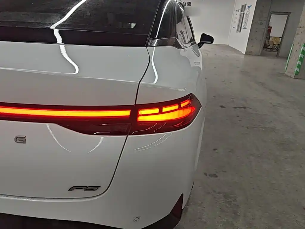 Фото 8 - XPeng P5