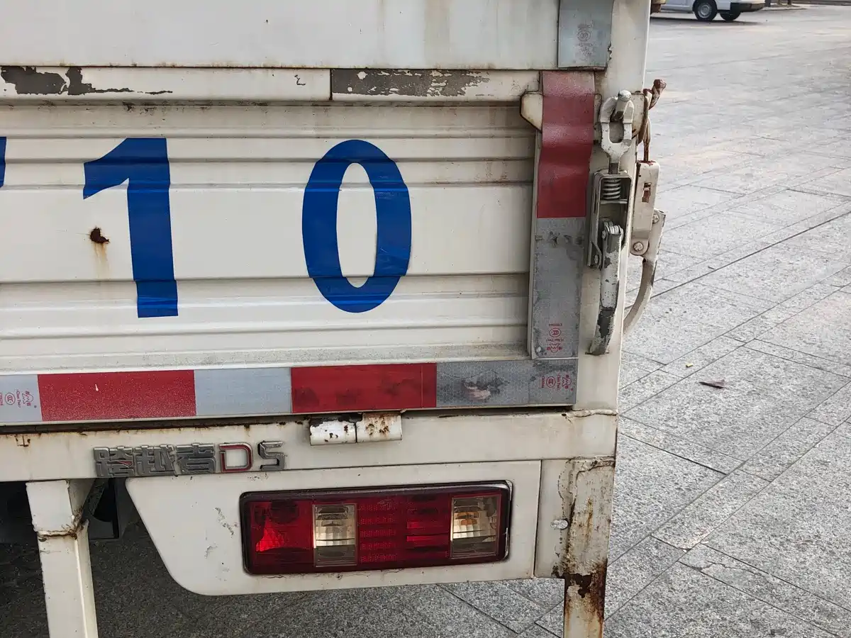 CHANGAN CROSSOVER D5