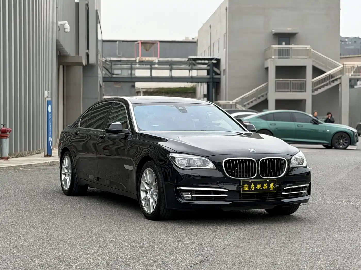 BMW 7 Series 2013 Model 760Li фото 3