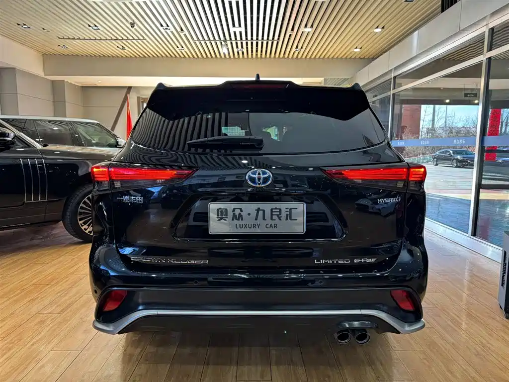 Toyota Crown Kluger 2022 2.5L HEV 4WD Flagship Edition фото 5