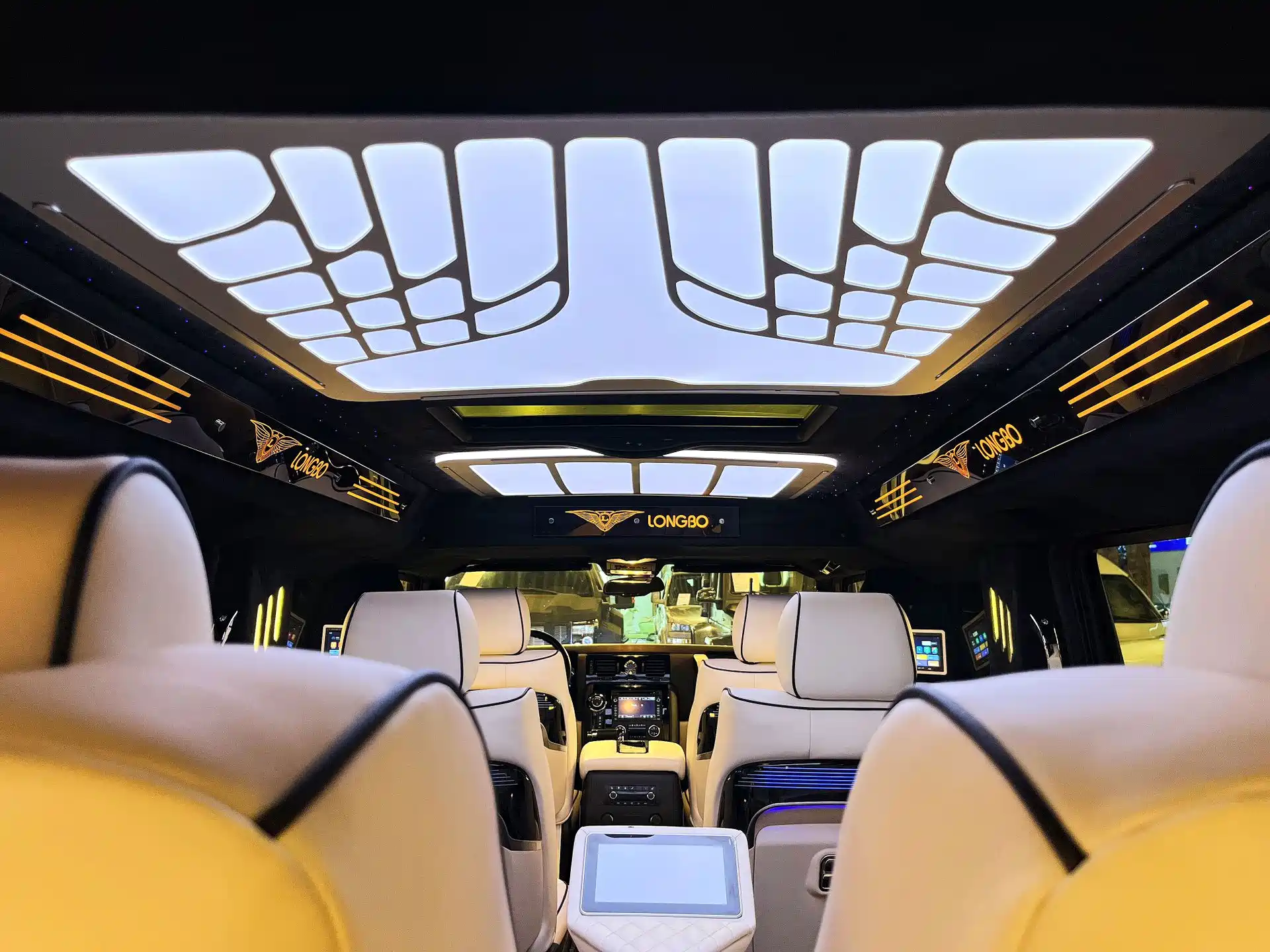 Фото 28 - Hummer H2