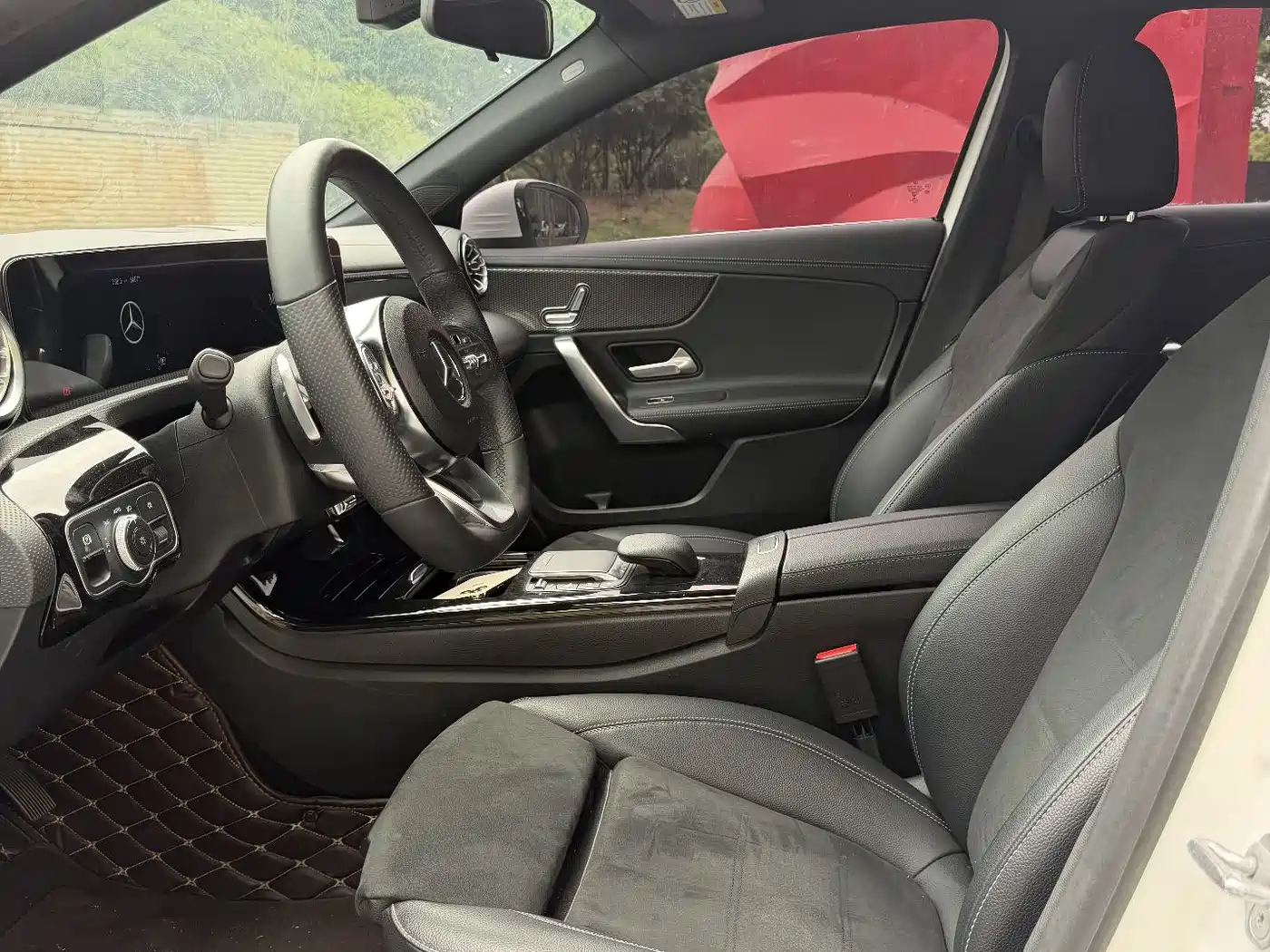 Mercedes-Benz A-Class 2021 A 200 L Sport Sedan Fashion Edition фото 9