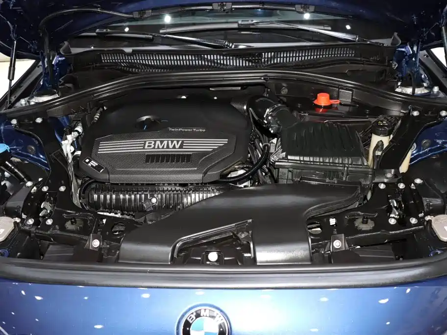 BMW 1 Series 2023 125i M Sport Shadow Edition фото 19