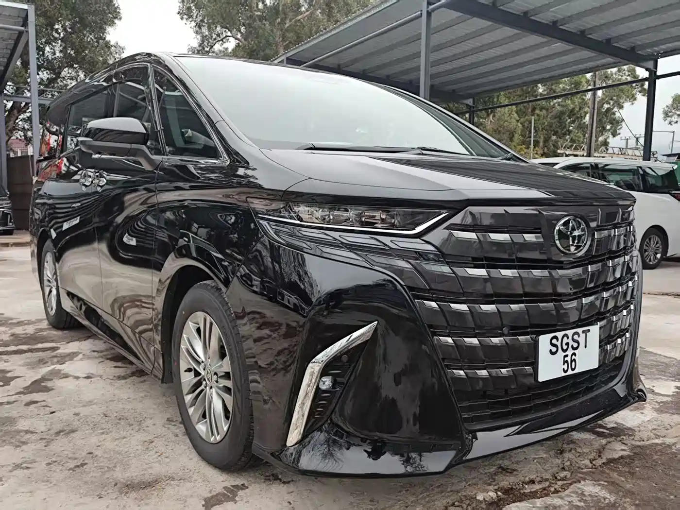 Toyota Alphard 2025 Hybrid 2.5L Prestige Gold Edition фото 3