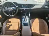 Photo 6 - Buick Regal