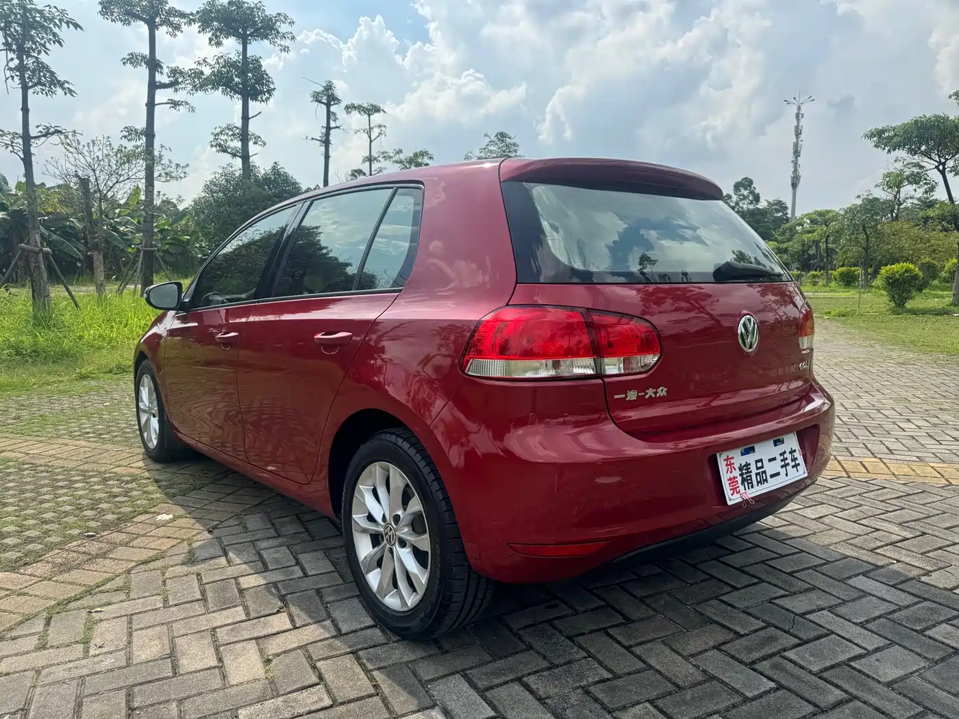 Фото 6 - Volkswagen Golf