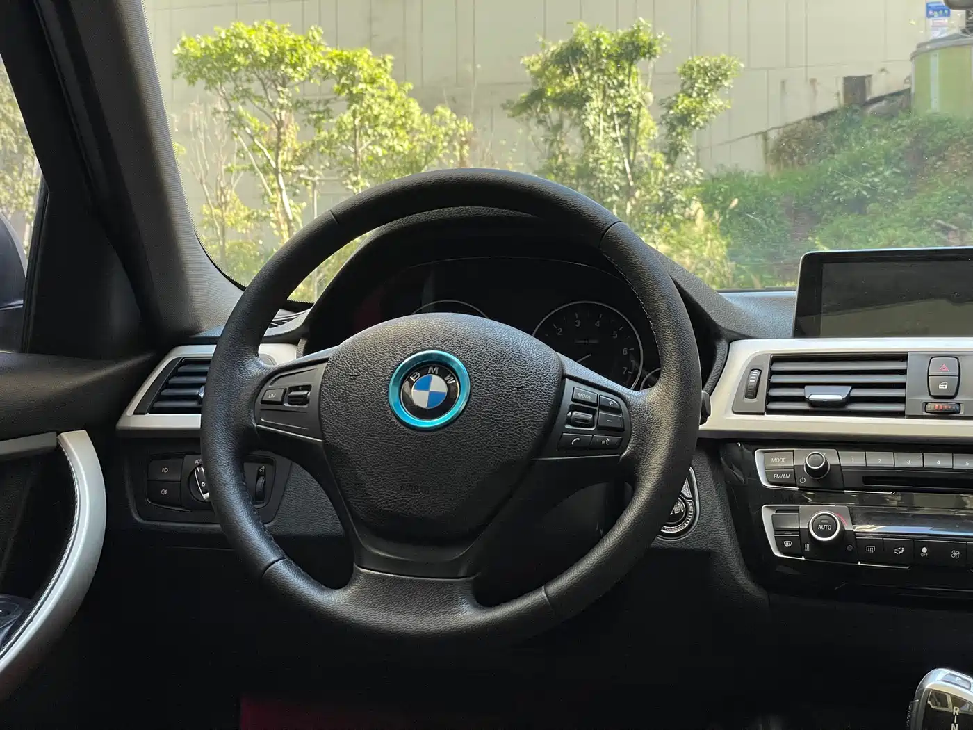BMW 3 Series 2016 320Li Fashion Model фото 17