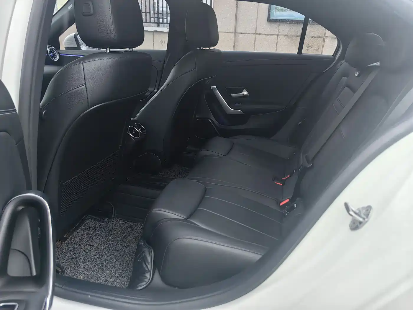 Mercedes-Benz A-Class 2022 A 200 L Sport Sedan Style фото 9
