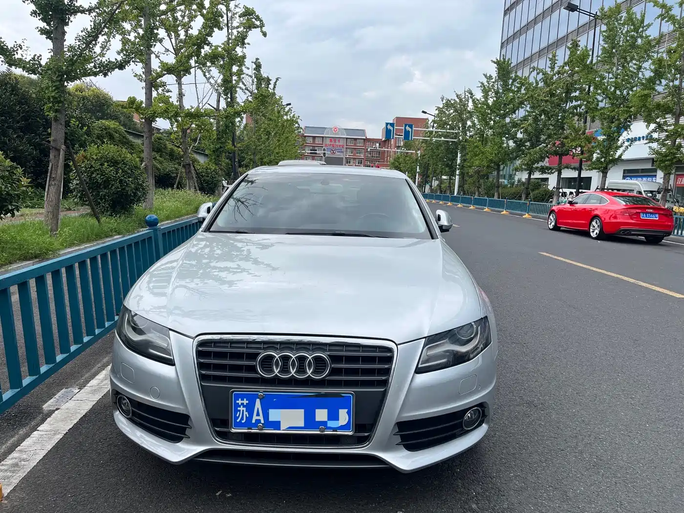 Audi A4L 2011 2011 2.0 TFSI Sport