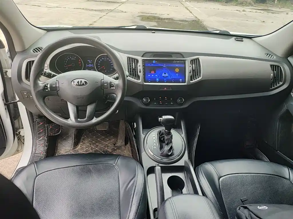 Kia Sportage 2015 2.0L Automatic 2WD GL фото 10