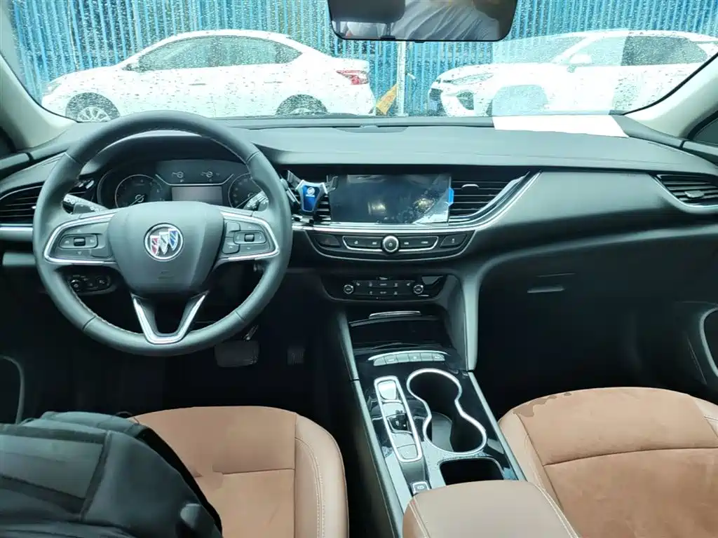 BUICK REGAL
