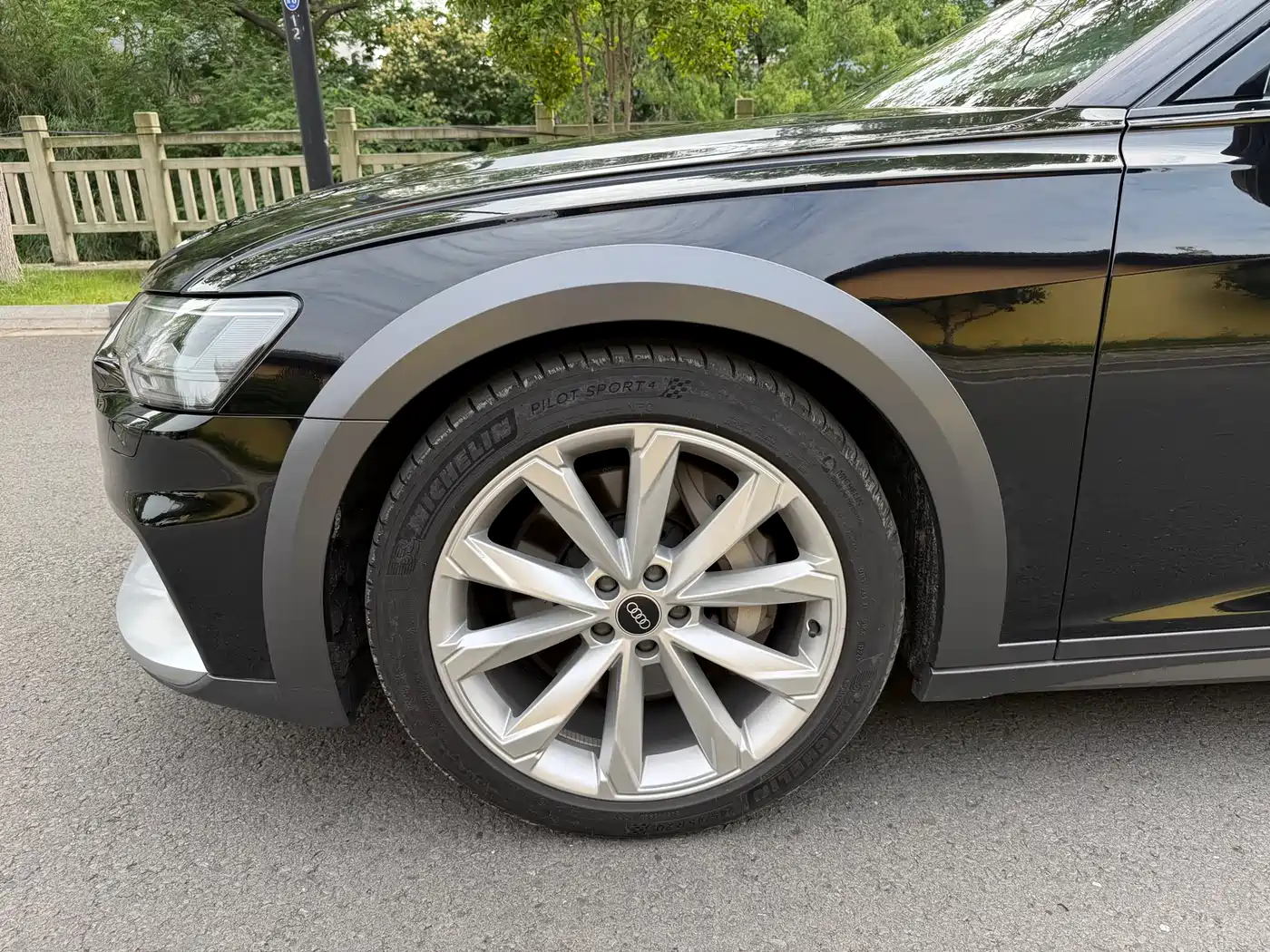 Audi A6 (Import) 2023 2023 Model allroad quattro 55 TFSI Premium Off-road Version