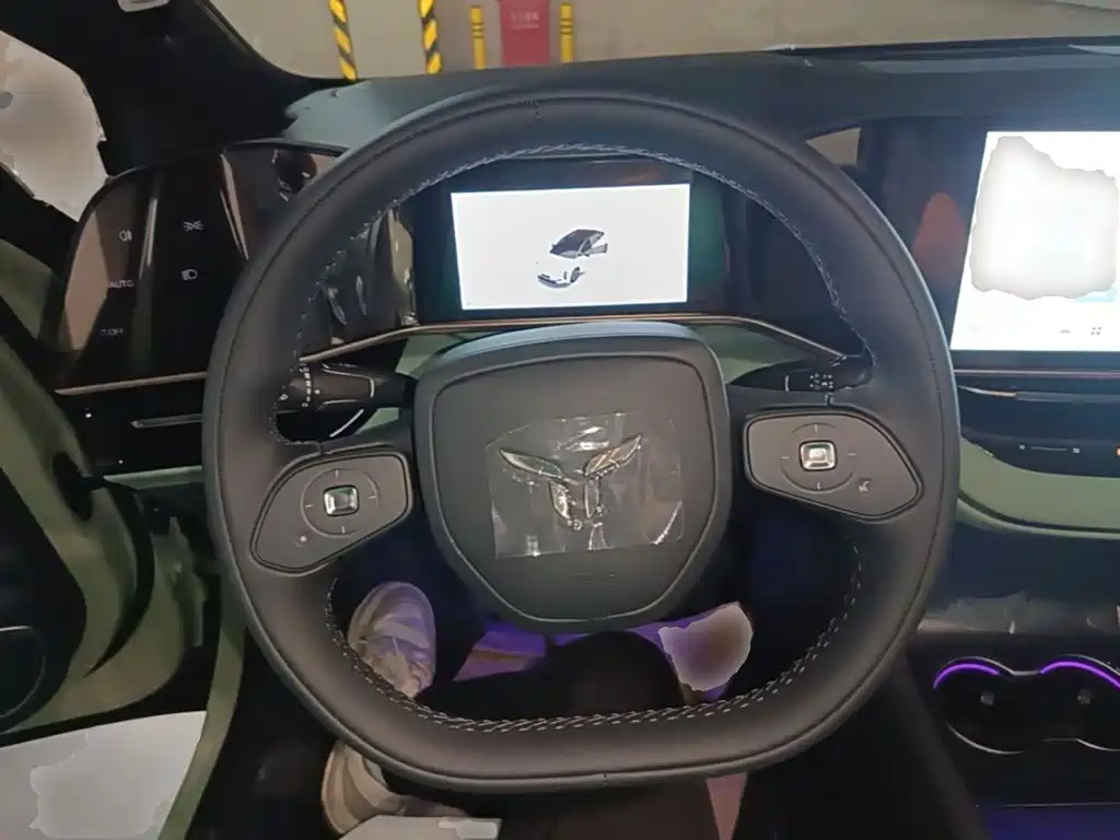 Hongqi EH7 2026 2025 690 Smart Selection Edition