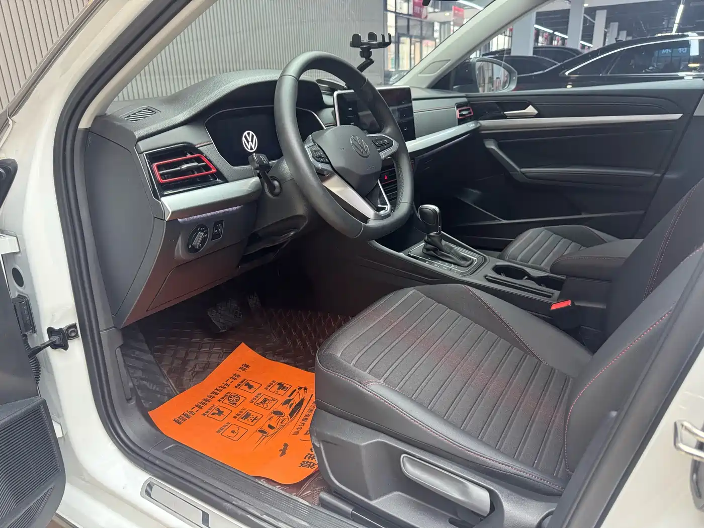 Volkswagen Lavida 2024 Model 300TSI DSG Starlight Full Comfort Edition фото 12