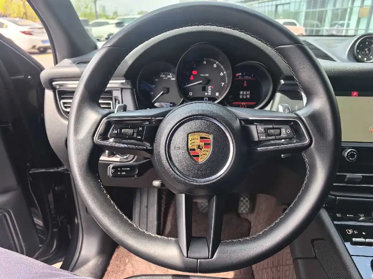 Porsche Macan 2022 Macan 2.0T фото 10