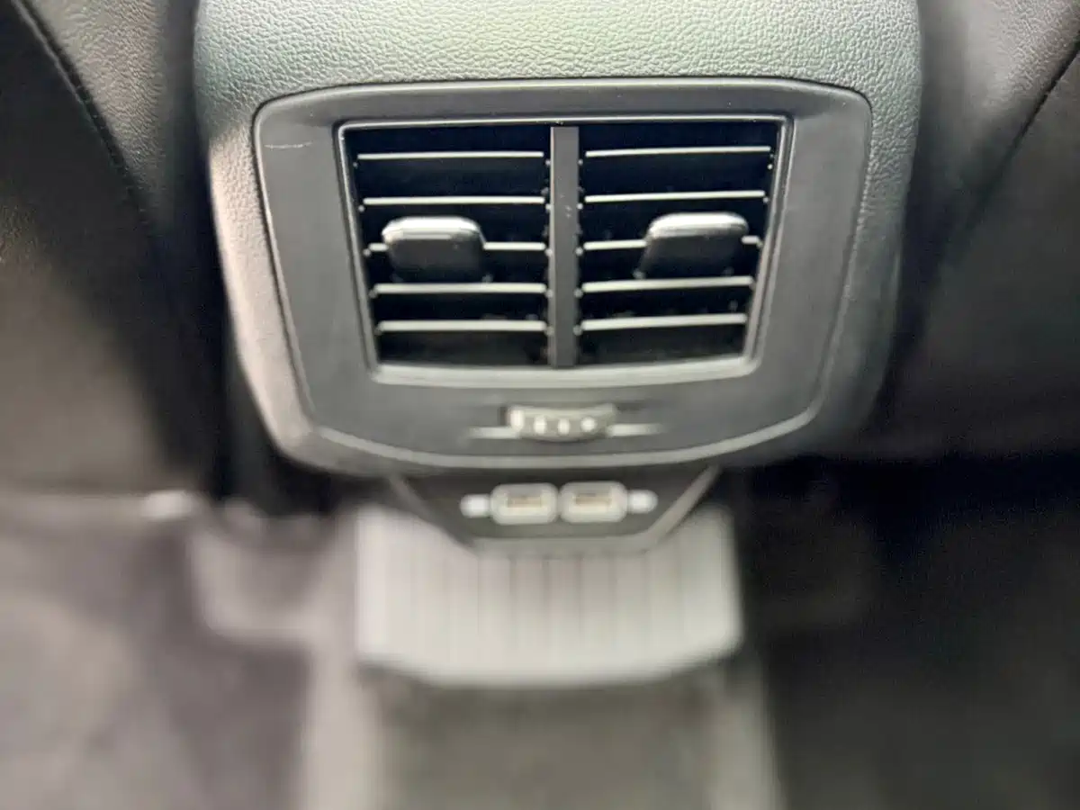 Volkswagen T-ROC 2022 280TSI DSG 2WD Comfort PLUS фото 16