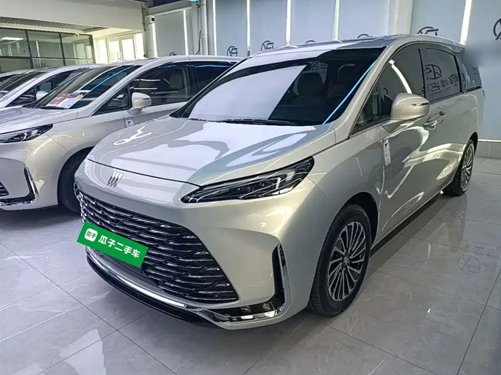 Buick GL8 New Energy 2025 Land Honor Premium Edition 7-Seater