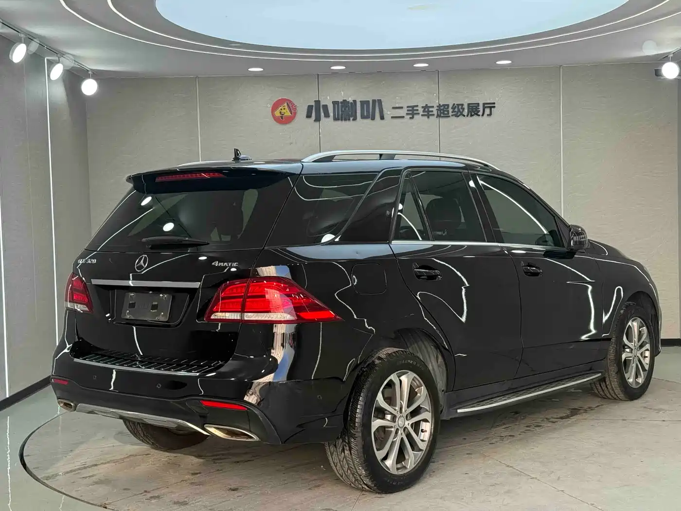 Mercedes-Benz GLE 2017 GLE 320 4MATIC Luxury фото 25