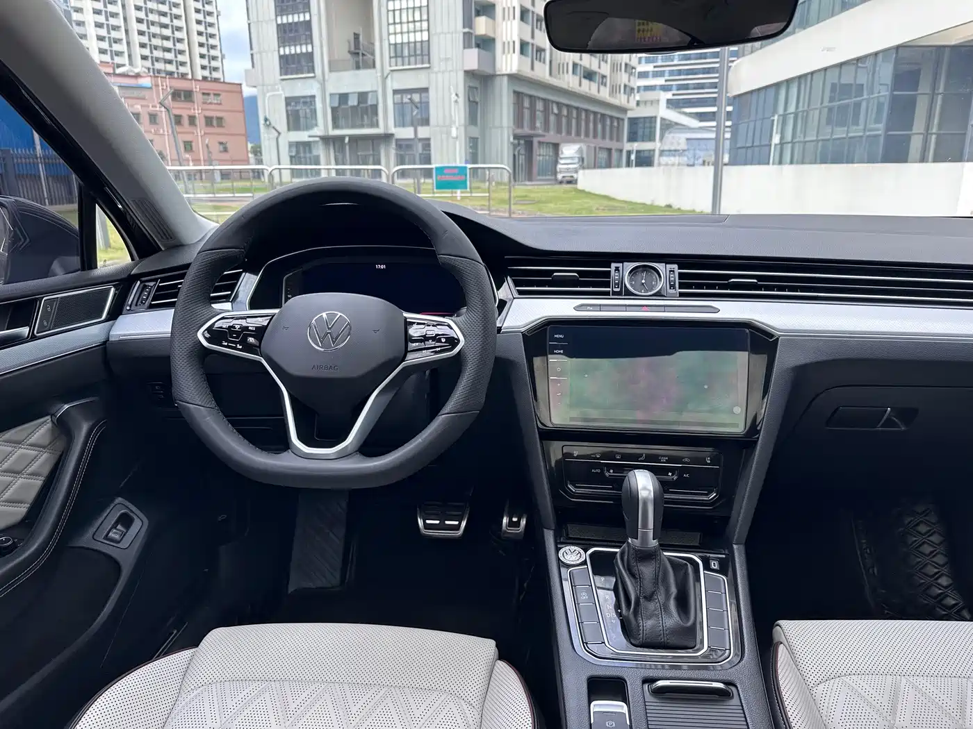 Volkswagen Magotan 2024 2024 2 Million Units Public Sharing Edition 330TSI DSG Luxury