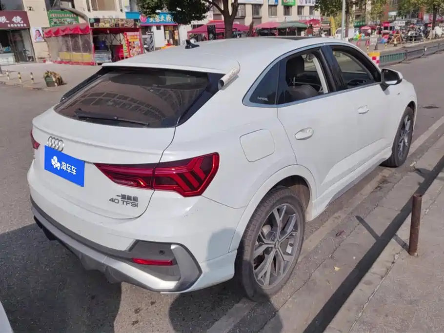 Audi Q3 Sportback 2020 40 TFSI Fashion фото 3