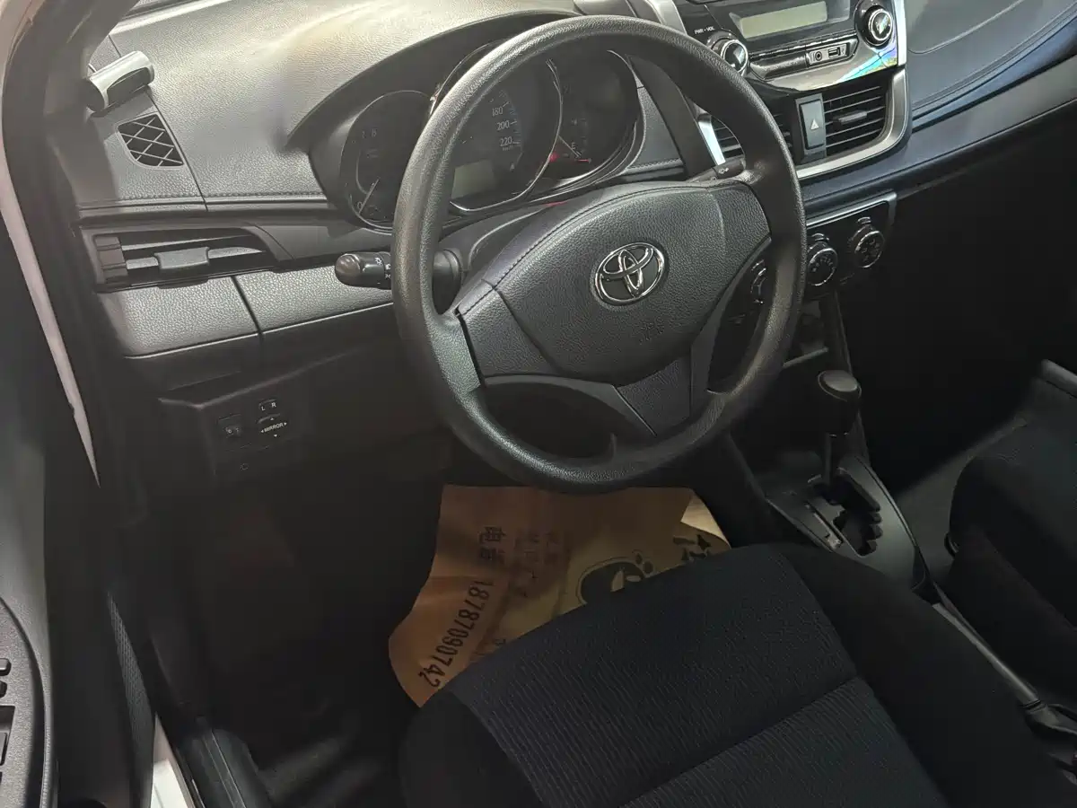 Toyota YARiS L Zhi Xuan 2016 Facelift 1.5E CVT Charming Edition фото 7